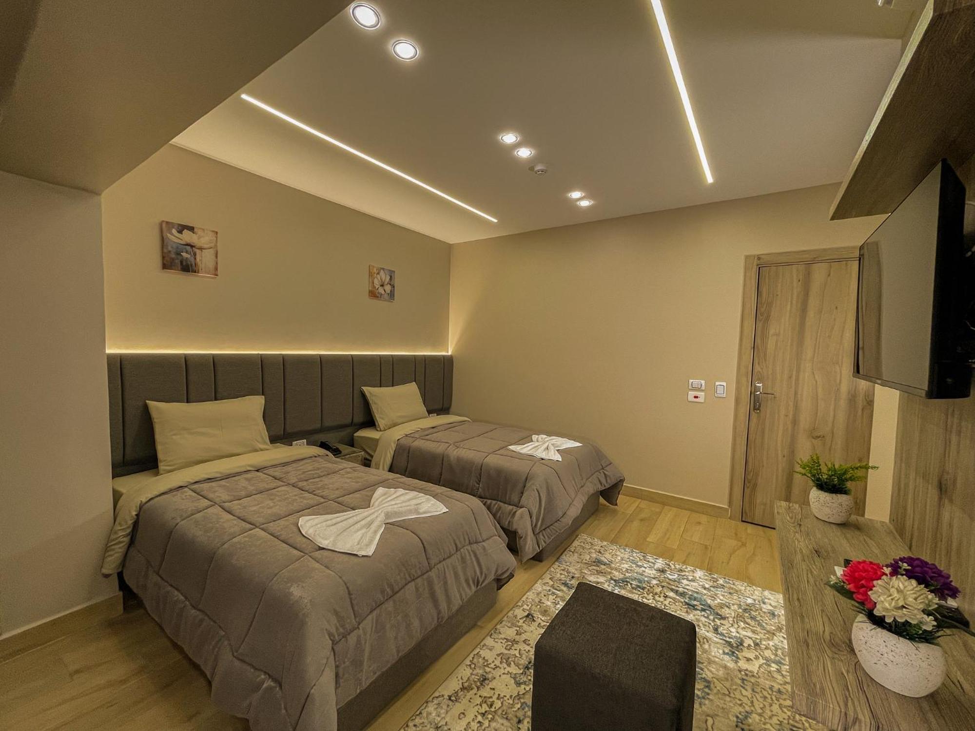 Holy Sheet Plus El El Cairo Exterior foto